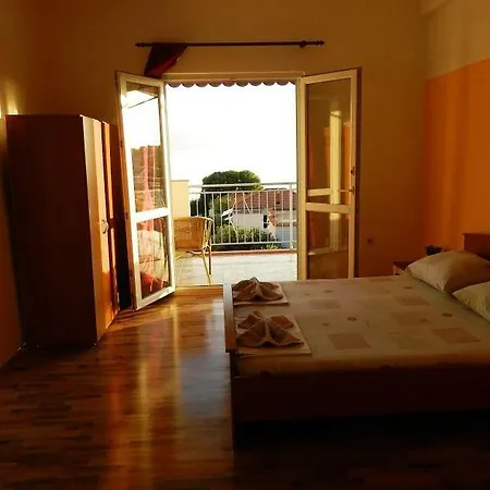 Ivan Z - 120m To The Sea * Gradac (Split-Dalmatia)